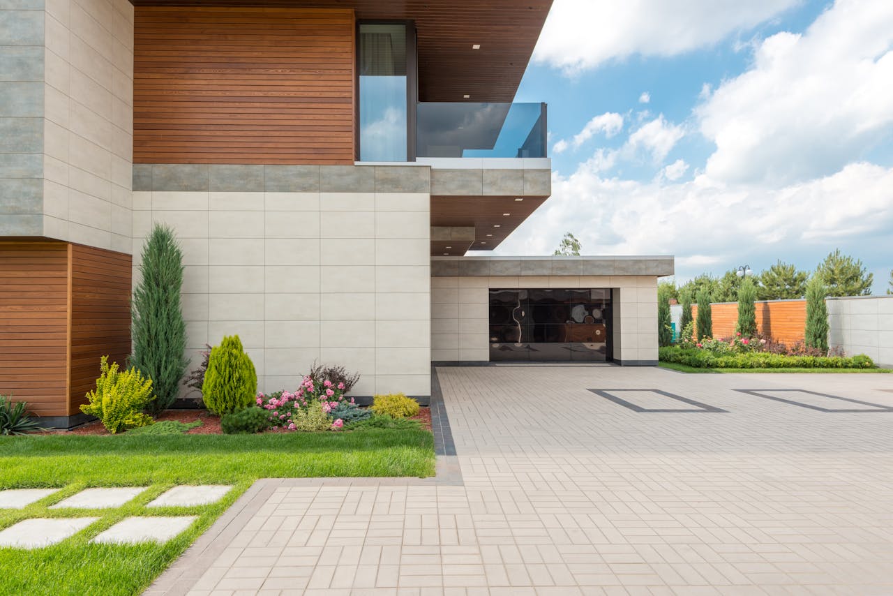 Residential property with concrete driveway in El Paso